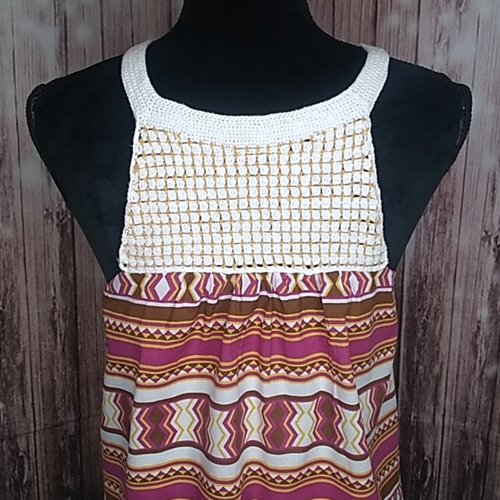 BCBGMaxmaria XS tribal crochet bodice dress - Picture 3 of 8